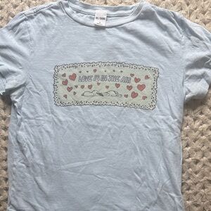 Re/Done womens Light Blue 'Love Is In The Air' Graphic Tee with Pink Hearts